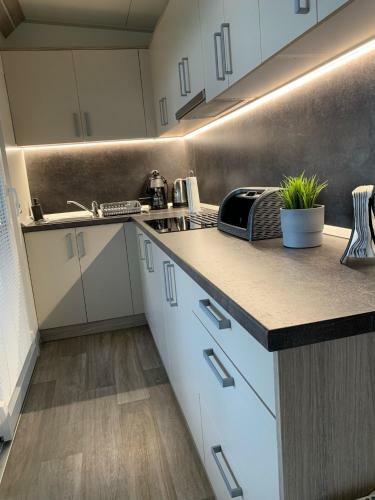 Balatonszabadi Apartmanh�z