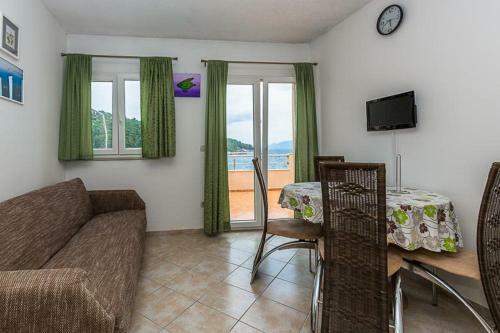 Robinson Medvidna Hvar Apartments