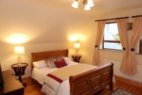 Luxury 4 Bedroom House In Tallagh Hill Belmullet