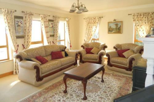 Luxury 4 Bedroom House In Tallagh Hill Belmullet