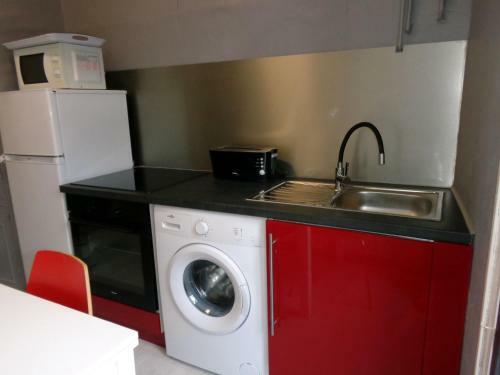 Apartamento Renovated Studios 300m From The Thermes