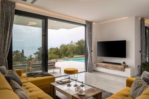 Beautiful Villa Aoora