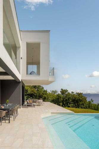 Beautiful Villa Aoora