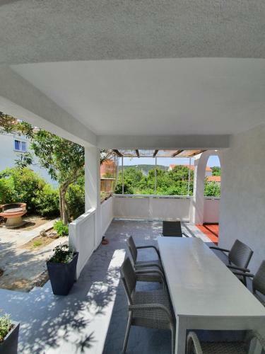 Apartamento 6 M, 50 M Do Pla?e