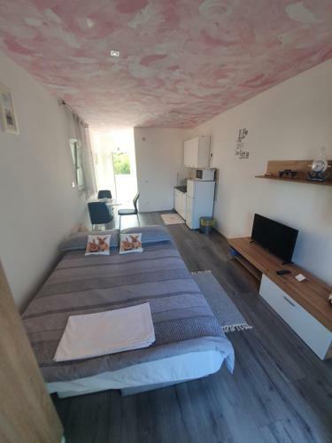 Apartamento 6 M, 50 M Do Pla?e