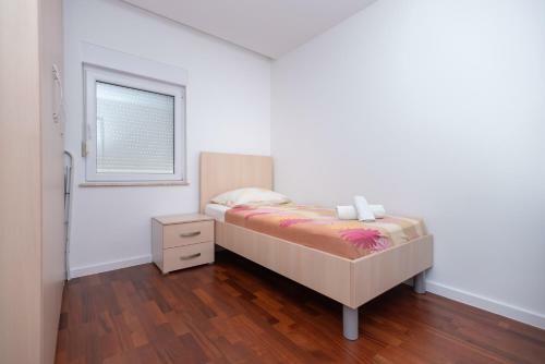 Beach Spacious Apartment