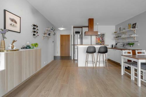 Downtown Reykjav�k Apartment - Amazing Garden View