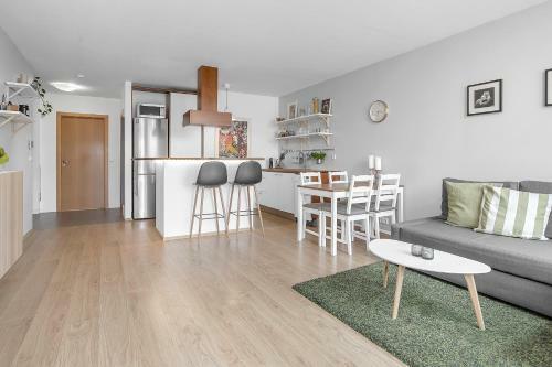 Downtown Reykjav�k Apartment - Amazing Garden View
