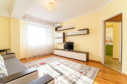 Bright & Quiet 2room Apartment In City Center