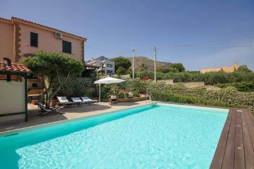 Villa Il Geco Con Piscina Ad Altavilla Milicia