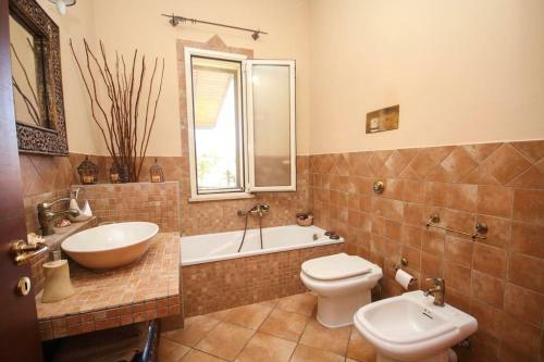 Villa Il Geco Con Piscina Ad Altavilla Milicia