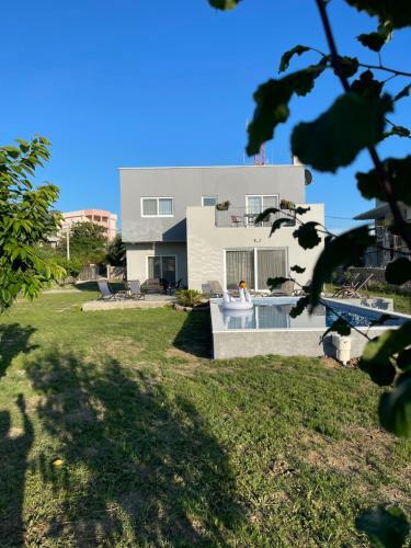Villa Alef
