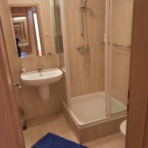 Kata Apartman