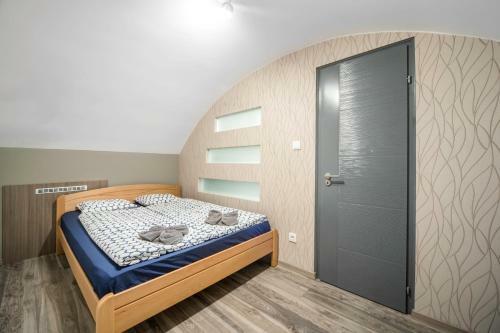 Akacfa 2 Bedroom Center Apartment