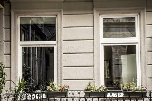 Romeo's Apartment
