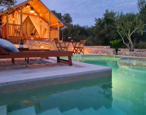 Auras - Glamping Eco Resort