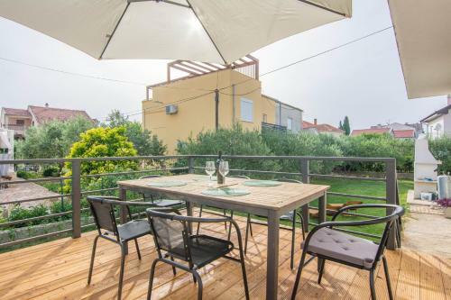 Apartment Nia - Biograd