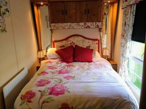 Cosy Cottage Caravan