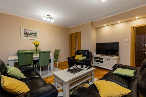 Apartman Perovi?