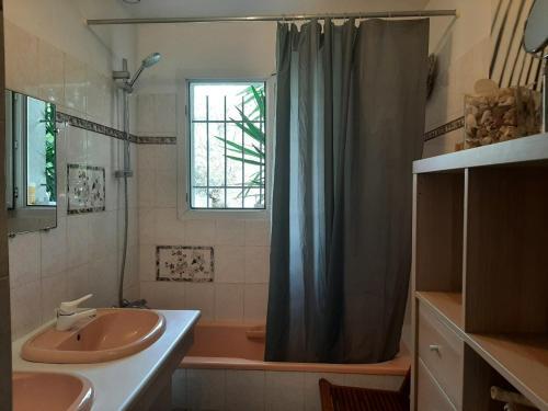 Maison Anglet, 5 Pi�ces, 8 Personnes - Fr-1-239-785