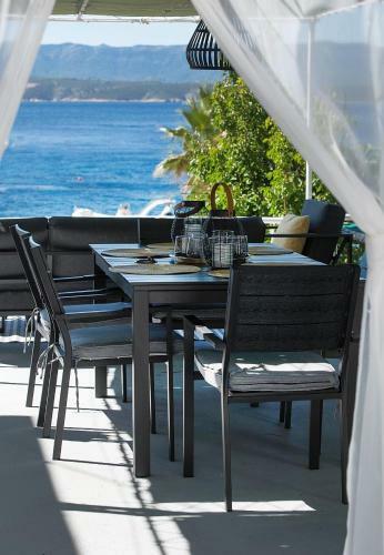Sea View Apartment Maja