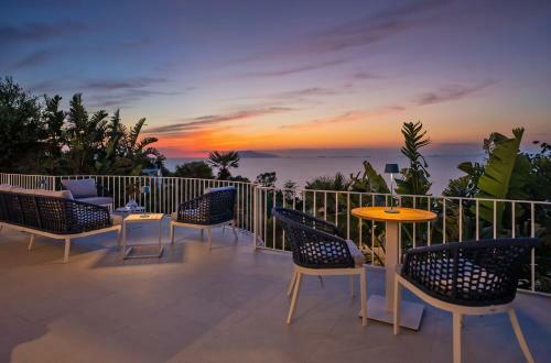Hostal Capri Blue Luxury Villa Le Tre Monelle