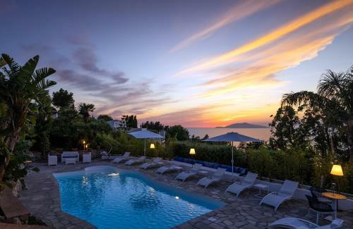 Hostal Capri Blue Luxury Villa Le Tre Monelle