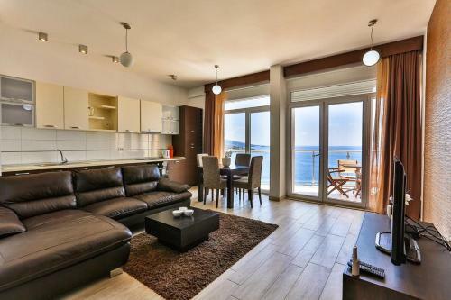 Apartamento Sky Fort Dobra Voda