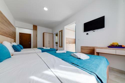 Sunways Apartments