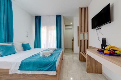 Sunways Apartments