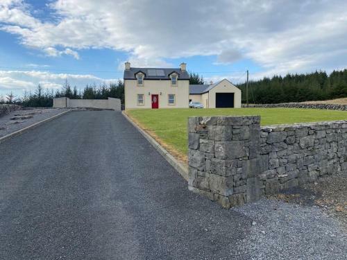 Charming 3 Bedroom Home In The Burren