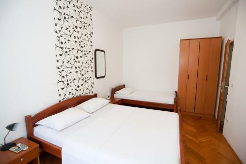 Apartments Cebra