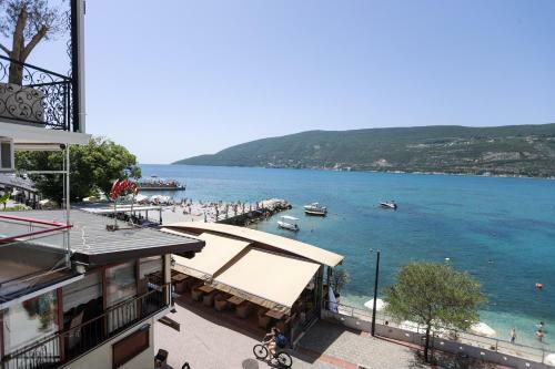 Apartments Cebra