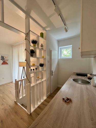 Sunset Apartment Kola?in
