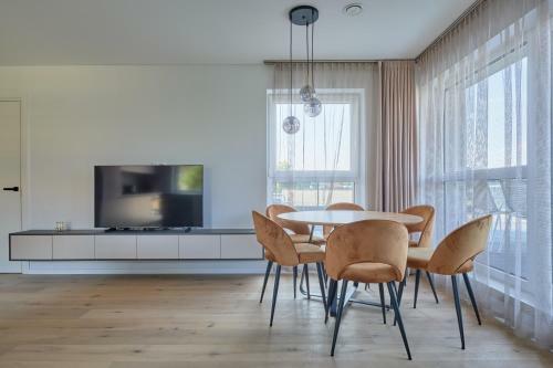Exceptional Spacious Apartment In ?aliakalnis