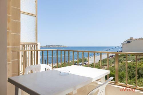 Seaview 2 Bedroom Beach Apartment