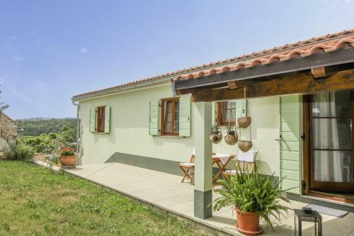 Nicolara In Kru?vari - Haus F�r 6 Personen