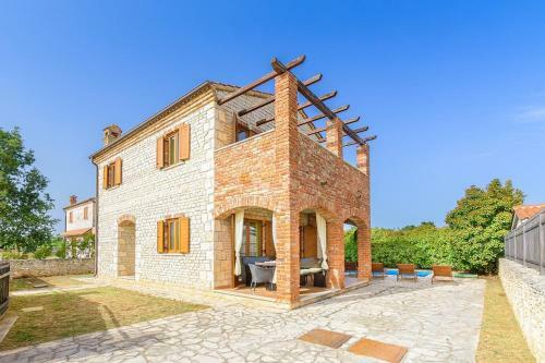Charming Villa Rustica With Private Pool