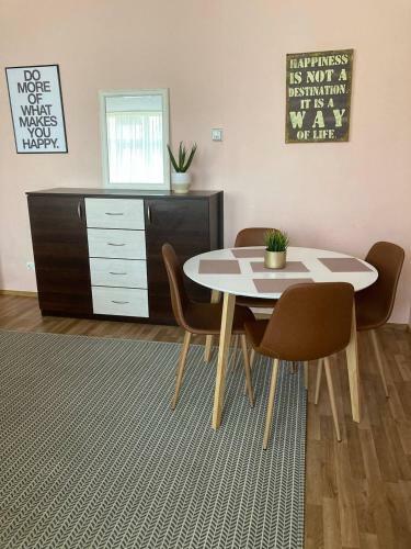 Mi?ko Apartamentai ?alia Miesto Centro