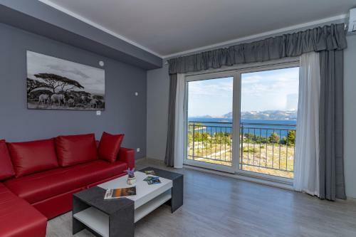 Stunning 2 Bedroom Apartment