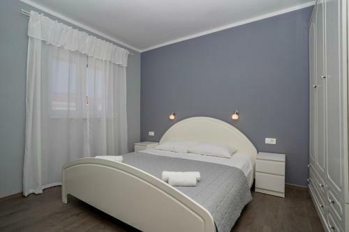 Stunning 2 Bedroom Apartment