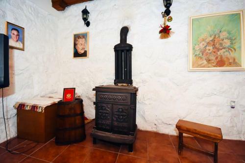 Village House Njegusi