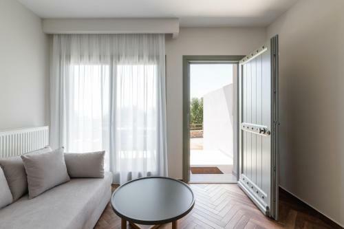 Helia All Seasons Apartments