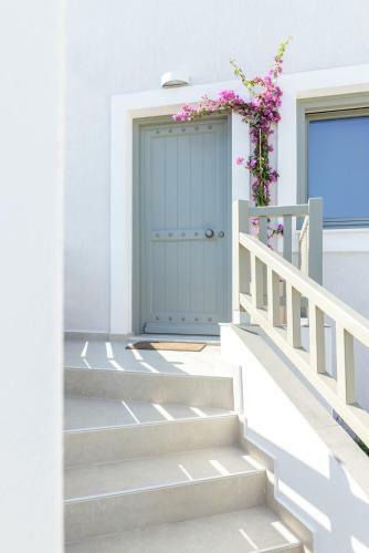Helia All Seasons Apartments