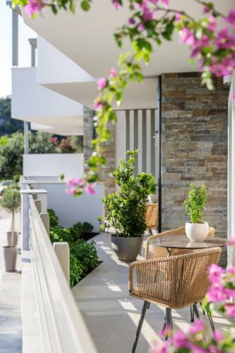 Helia All Seasons Apartments