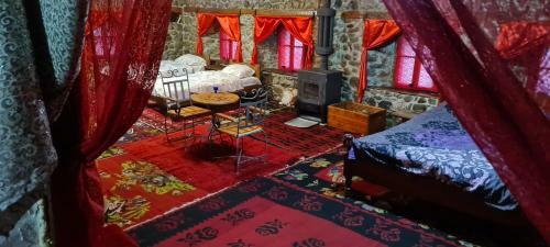 Hostal Osmanli Tower