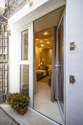 Apartments Lidija