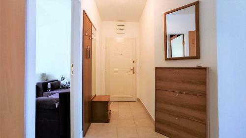 Apartamento ???????? ? ?. ????????, 300 ? ?? ????