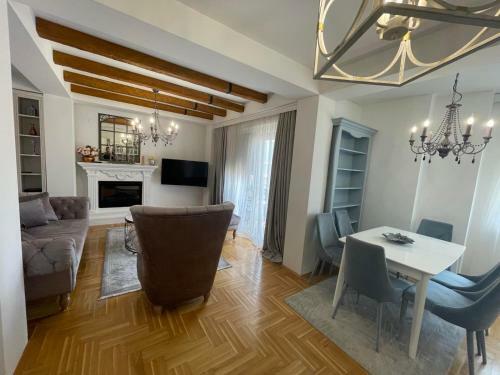 Pupin Luxury Apartment