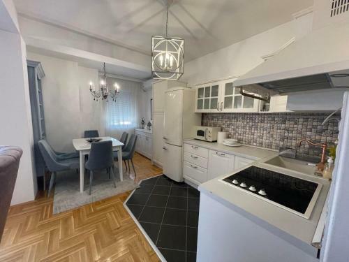 Pupin Luxury Apartment